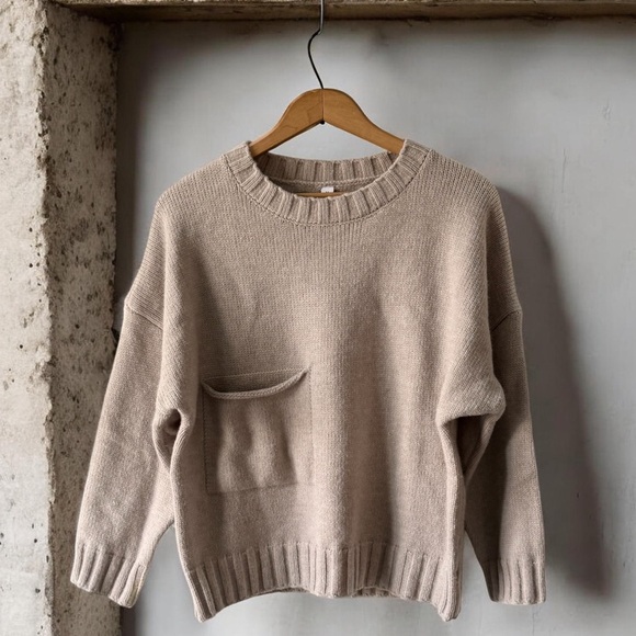 Blue Moon Under Sweaters - NWT Cozy Cream Oversized Sweater with Front Pocket! Medium! New!